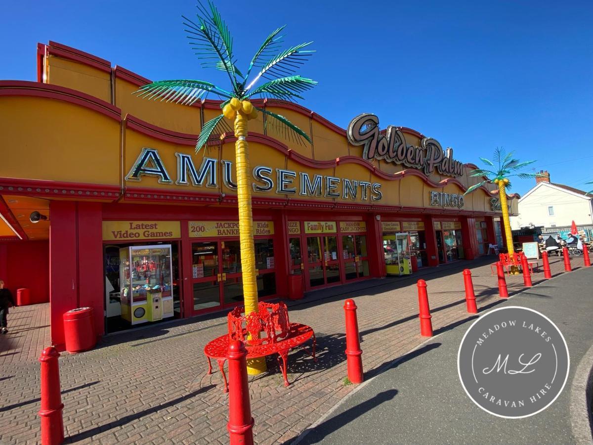 Palm Grove 182 - Pet Friendly, Wifi, Close To Beach And Clubhouse - Golden Palm Resort - Meadow Lakes Caravan & Lodge Hire Skegness Eksteriør billede
