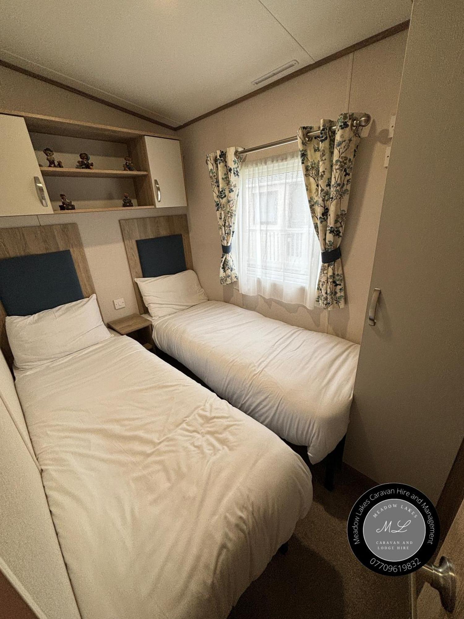 Palm Grove 182 - Pet Friendly, Wifi, Close To Beach And Clubhouse - Golden Palm Resort - Meadow Lakes Caravan & Lodge Hire Skegness Eksteriør billede